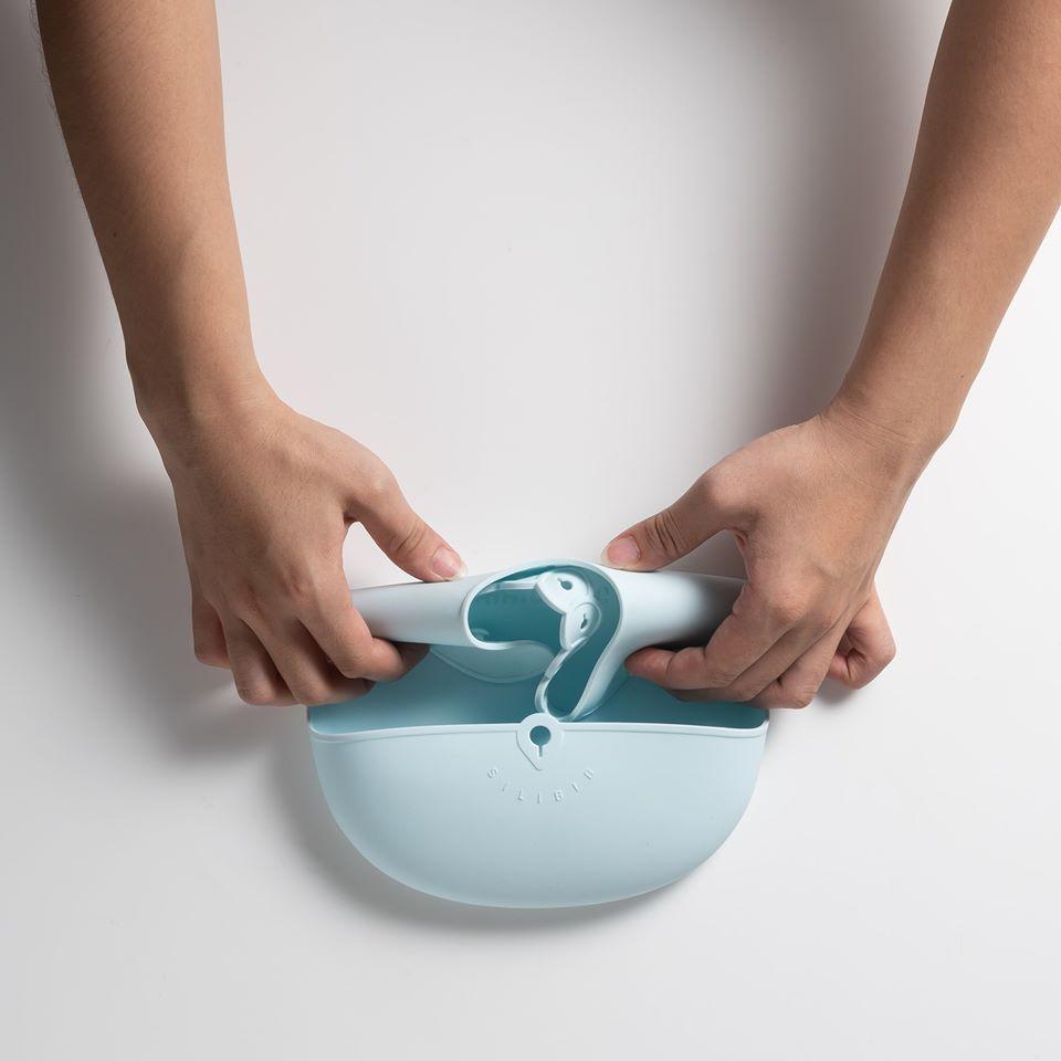 Miniware Roll & Lock bib (Set of 2) - Silicone Bib in Aqua + Grey