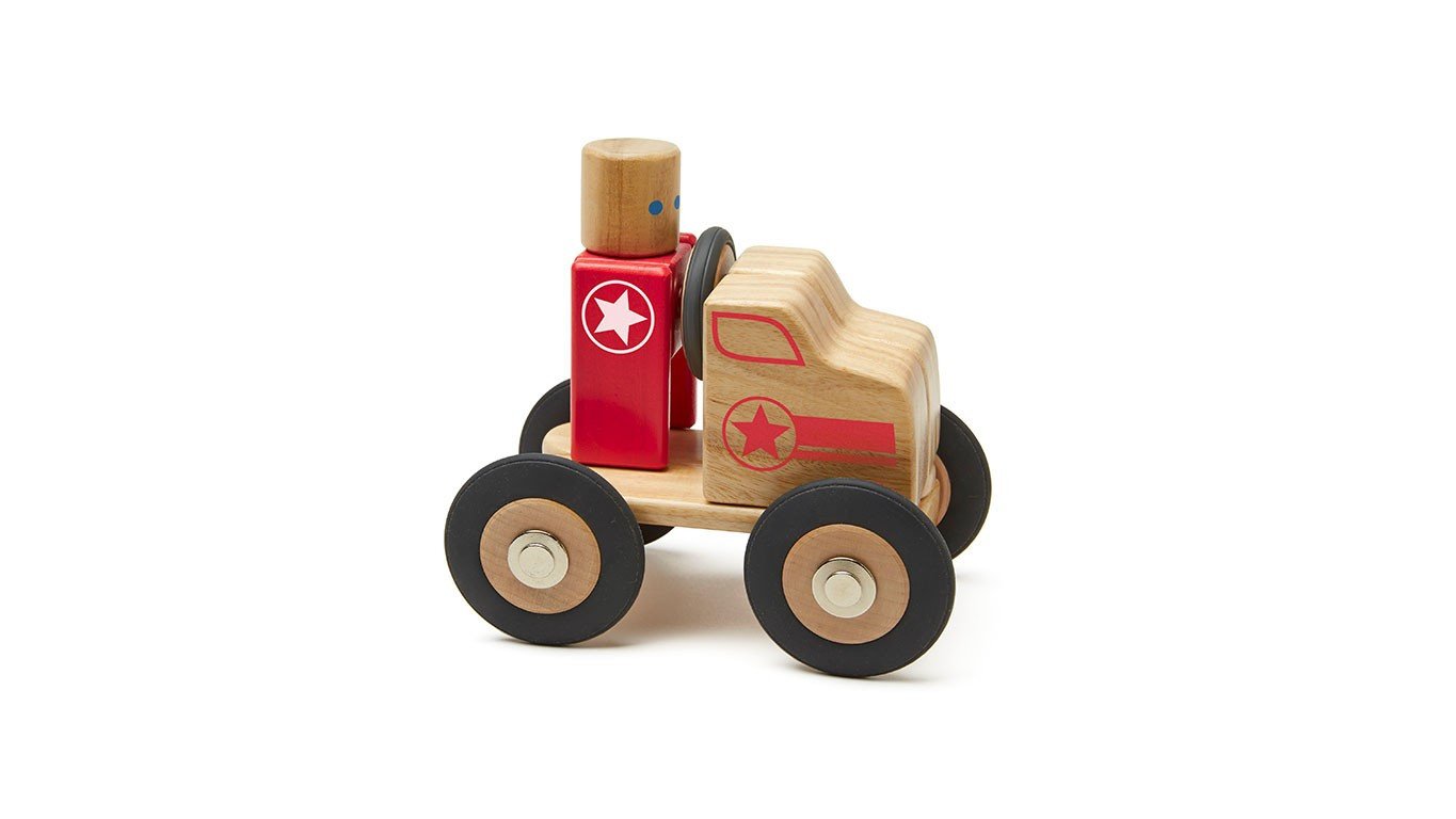 Tegu Stunt Team Jumper Magnetic Wooden Block