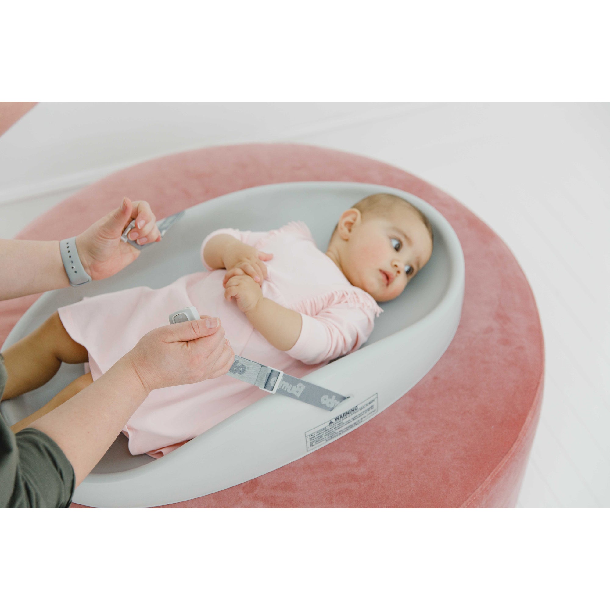 bumbo-changing-pad-grey- (5)