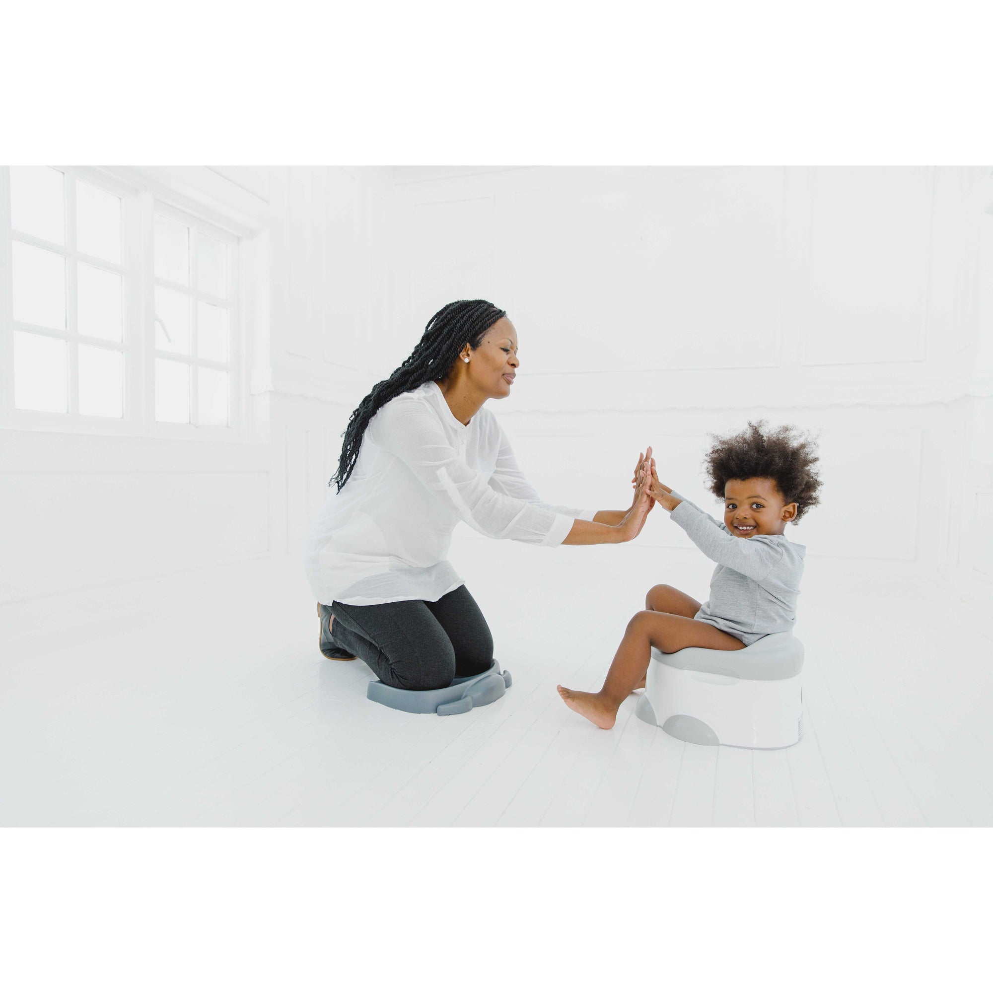 bumbo-step-n-potty-grey- (18)