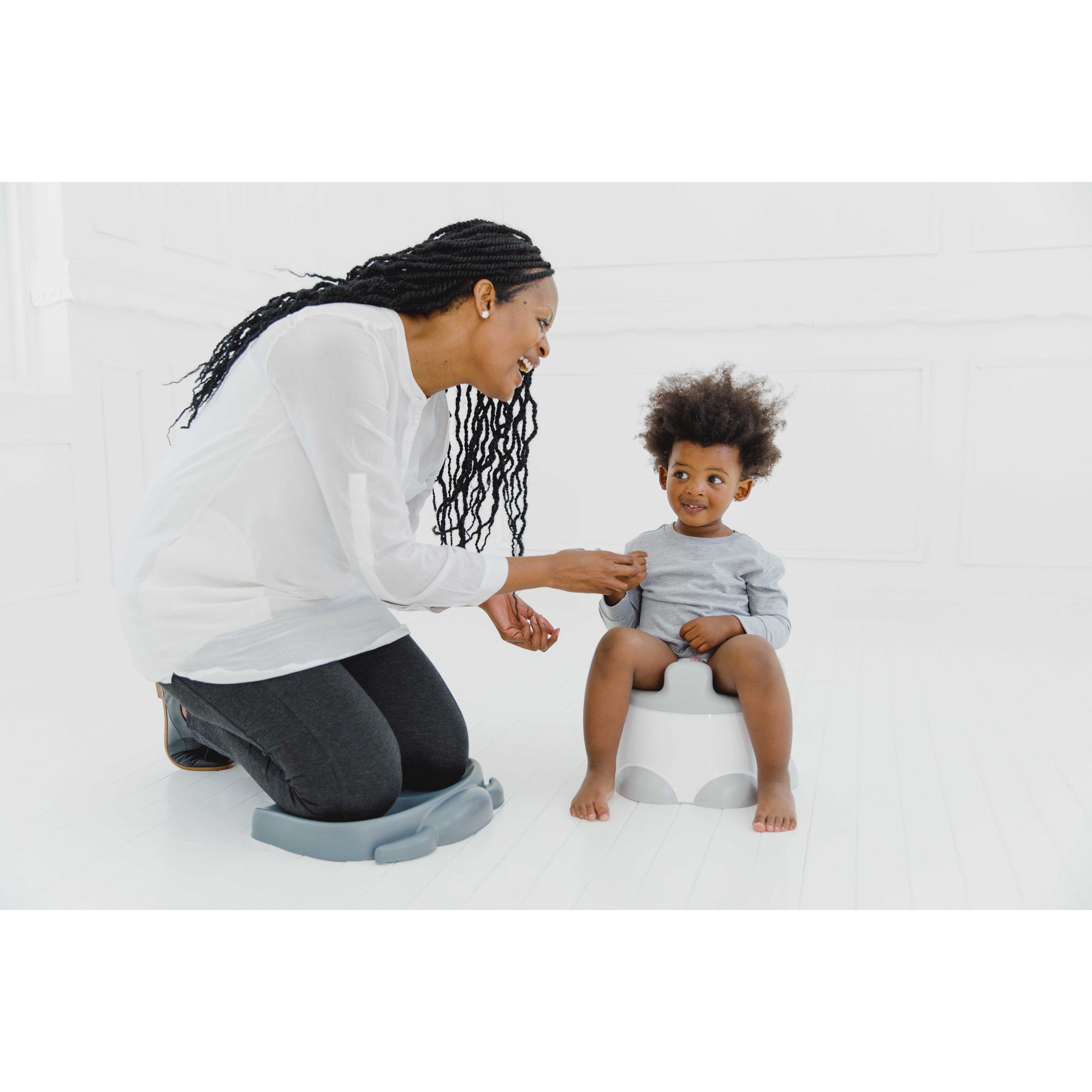 bumbo-step-n-potty-grey- (20)