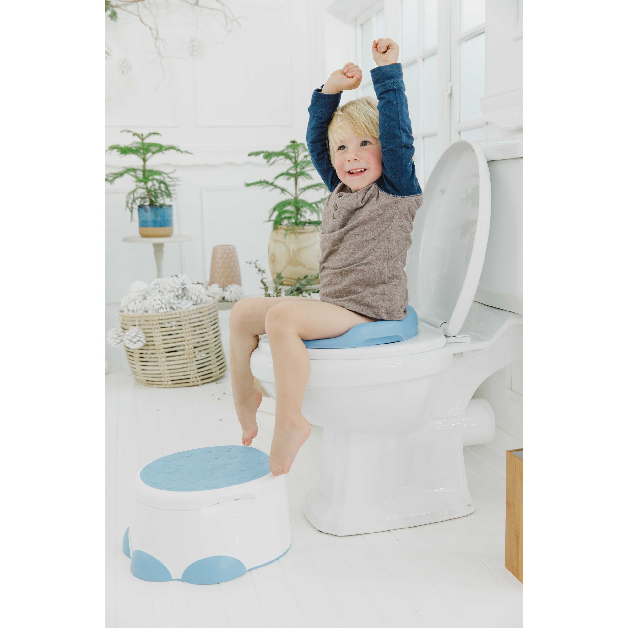 bumbo-toilet-trainer-blue- (2)
