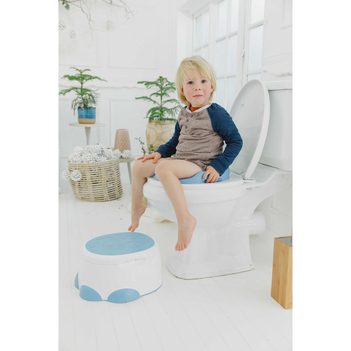bumbo-toilet-trainer-blue- (5)