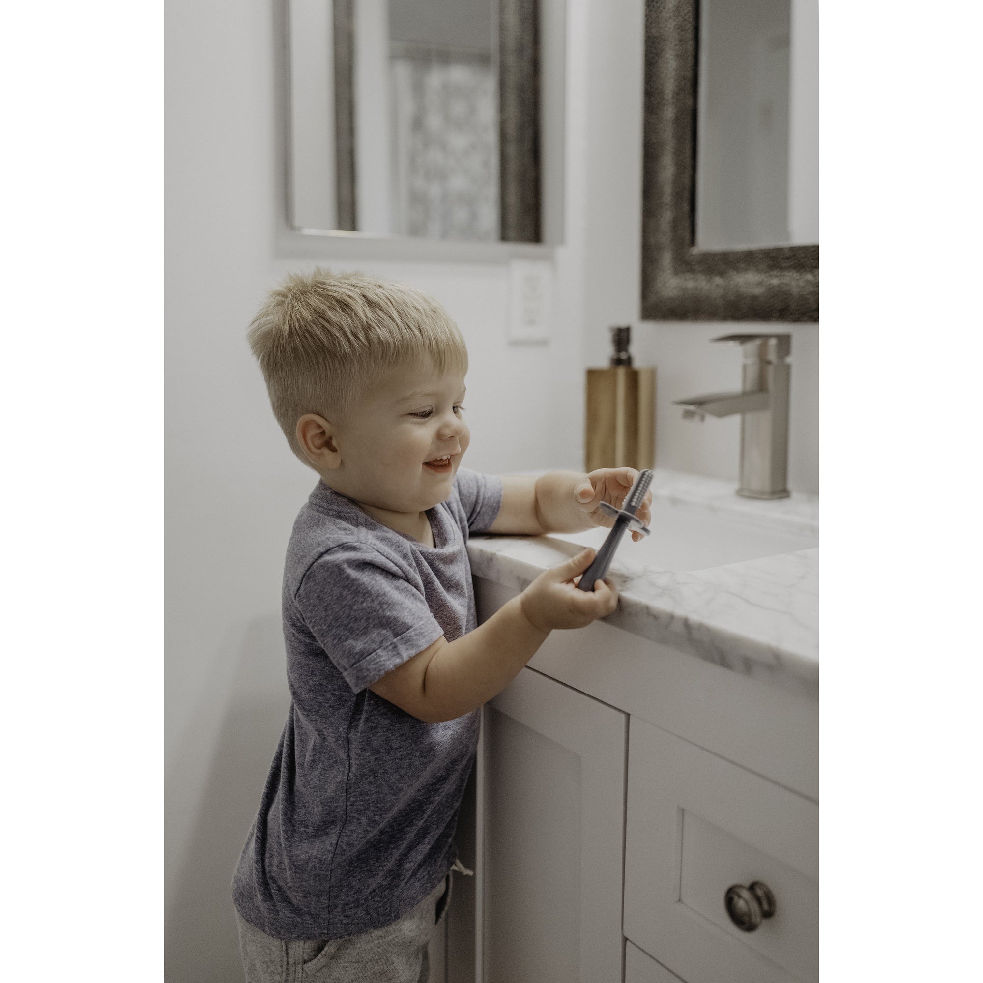 grabease-double-sided-toothbrush-gray- (23)